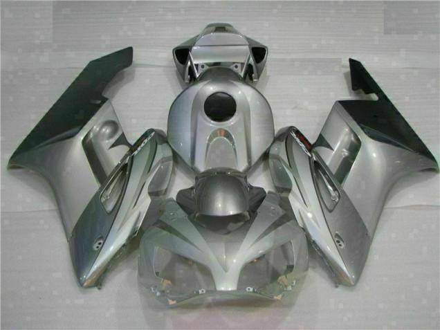 Honda CBR 1000 RR 2004-2005 Verkleidungen - Silber Verkauf Honda CBR 1000 RR 2004-2005 Verkleidungen - Silber Verkauf